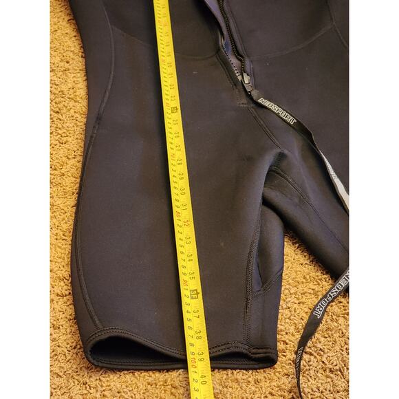 NeoSport Wetsuit 3MM Size XL - Picture 7 of 10
